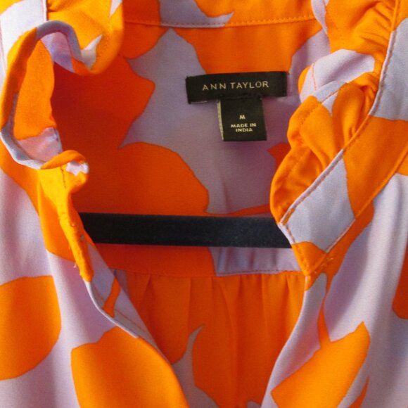 ANN TAYLOR RUFFLE NECK BUTTON BLOUSE SIZE MEDIUM LAVENDAR/POPPY - Picture 2 of 3